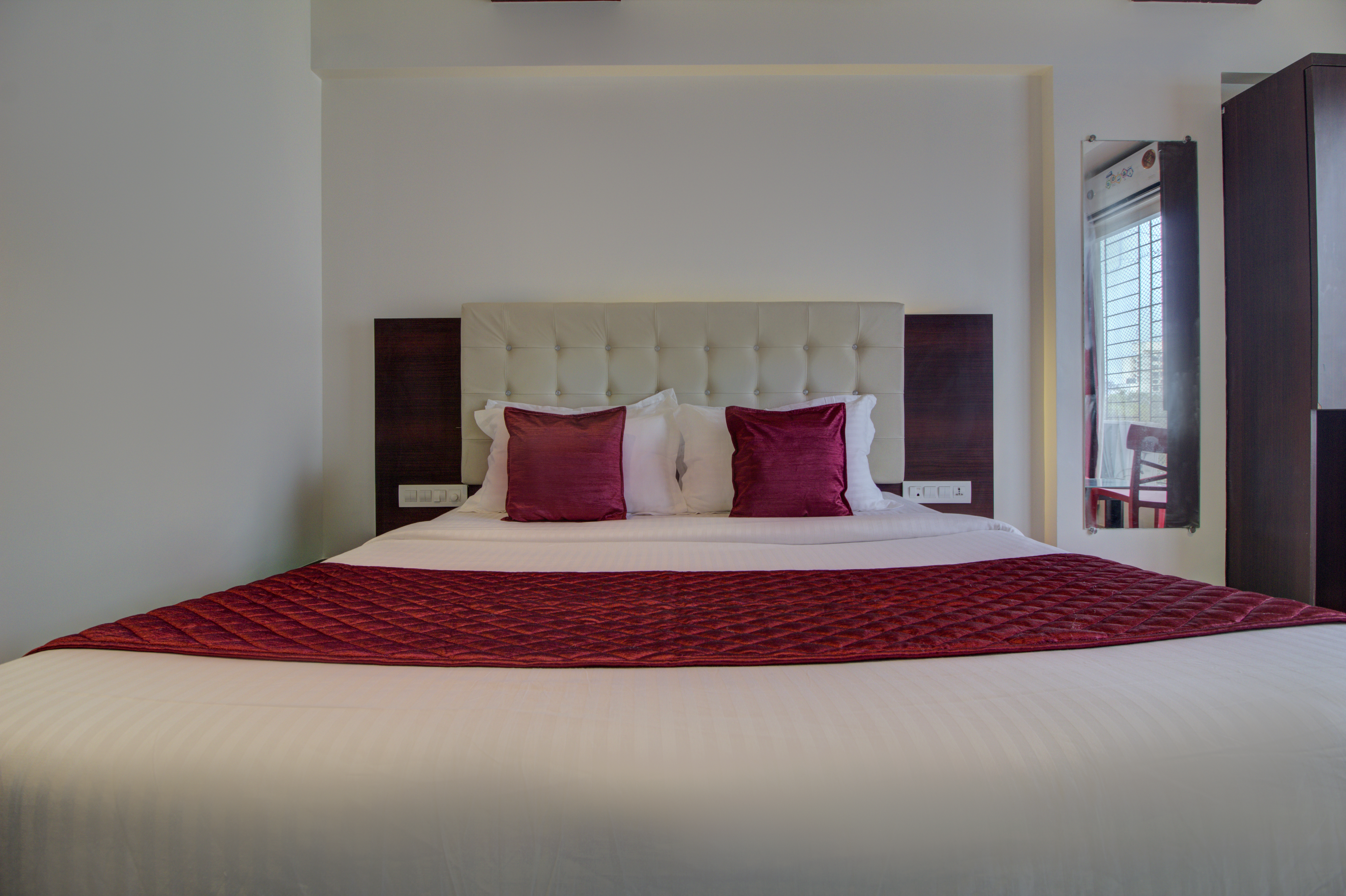 Best Hotel in Malad West