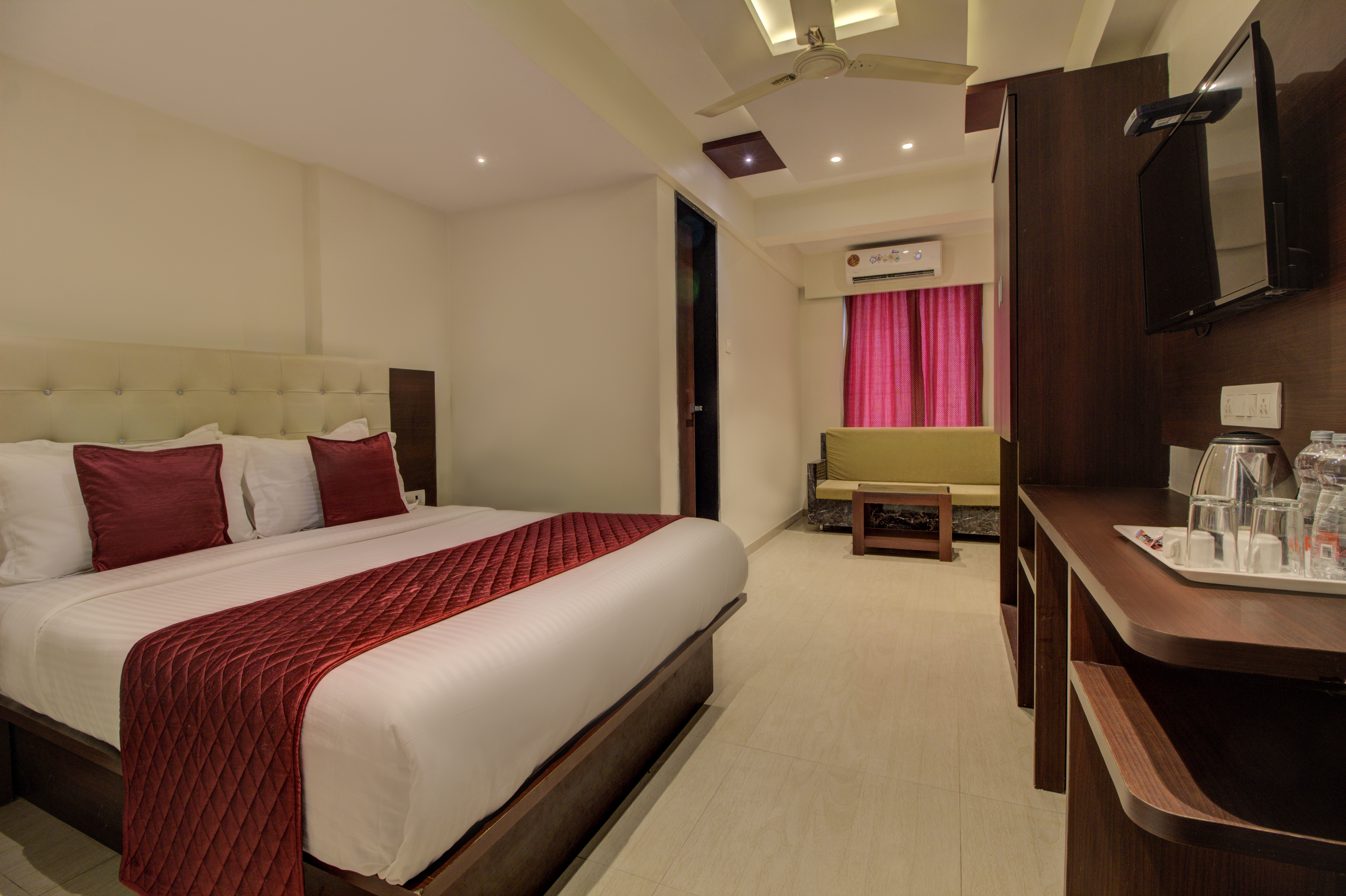 hotel malad